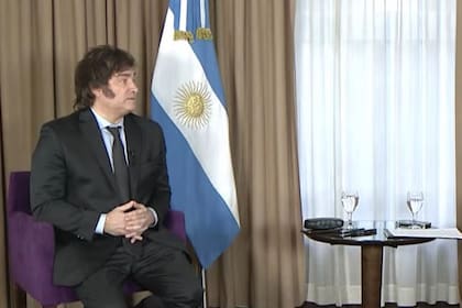 Javier Milei "estripeará" Aerolíneas Argentinas y las partidas destinadas a la Corte Suprema