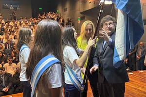 Javier Milei inaugura el ciclo lectivo en su excolegio Cardenal Copello