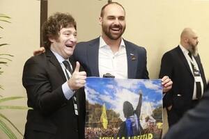 Javier Milei junto a Eduardo Bolsonaro, el hijo de Jair Bolsonaro