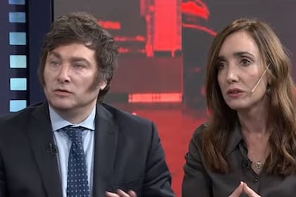 Javier Milei junto a su candidata a vicepresidenta, Victoria Villarruel, en los estudios de LN+