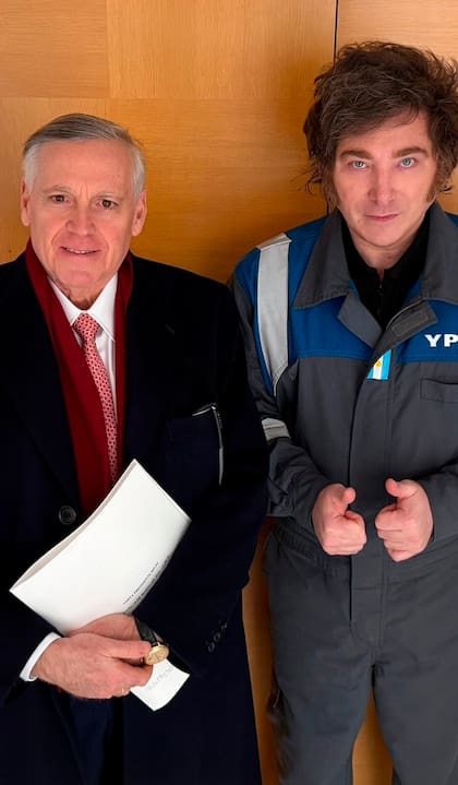Javier Milei junto al español Jesús Huerta del Soto