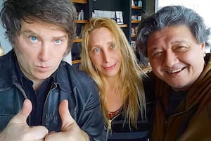 Javier Milei junto Carlos Kikuchi y su hermana Karina