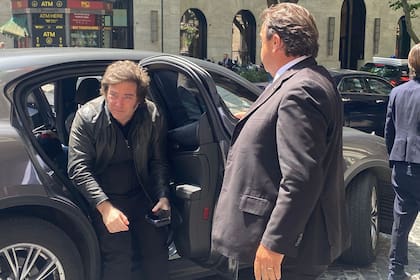 Javier Milei llegó a Italia y se reunión con Gerardo Werthein