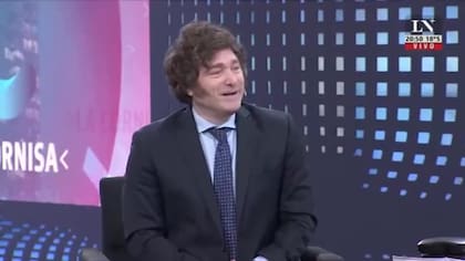 Javier Milei propuso un voucher para elegir universidad y explicó cómo bajar 13 puntos del gasto público