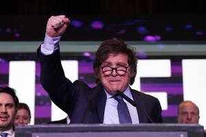 Javier Milei quedó segundo en las elecciones generales y se medirá con Massa en el ballottage