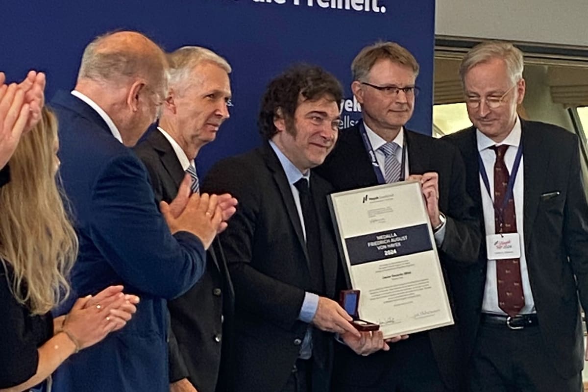 Javier Milei recibió el premio Von Hayek en Hamburgo