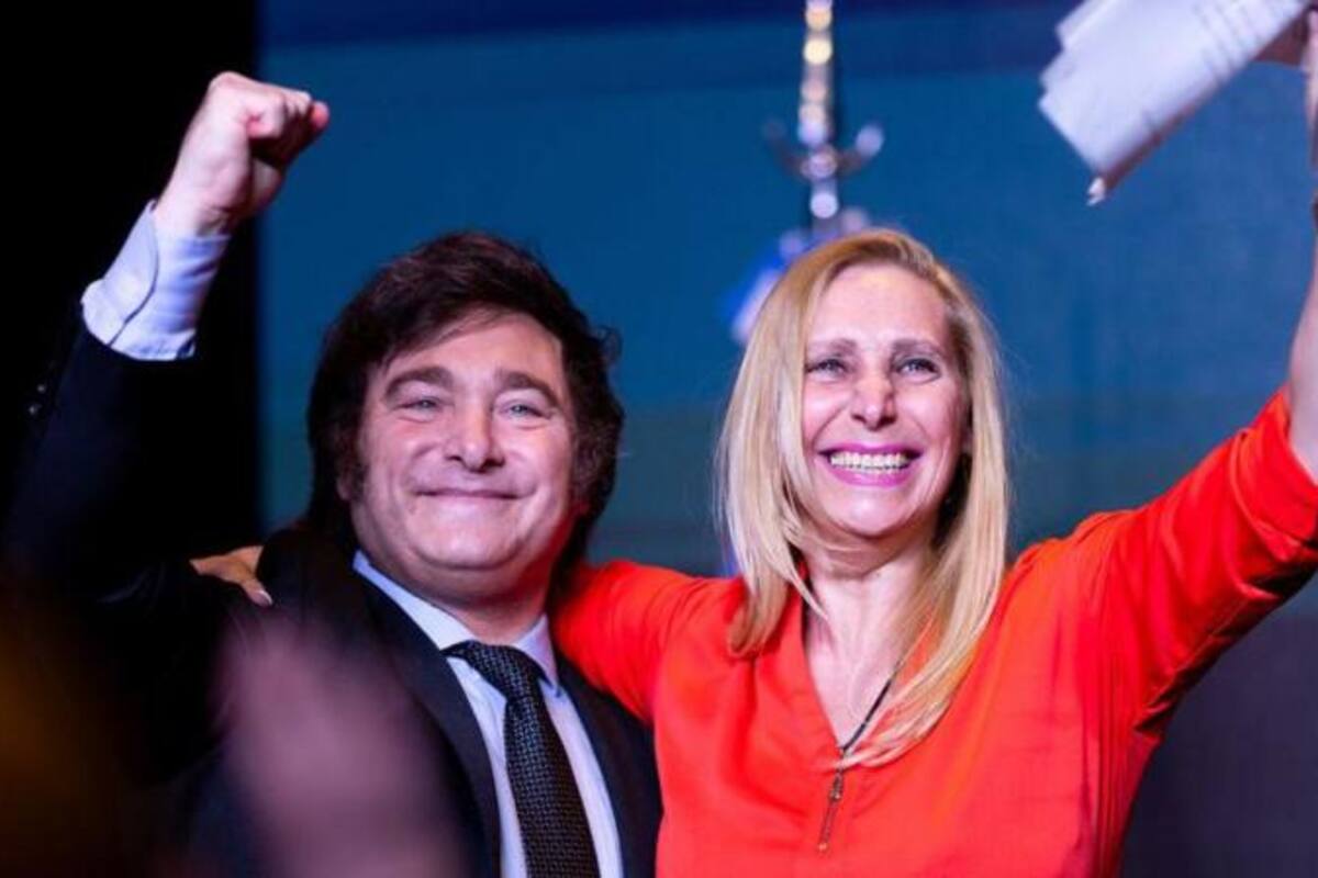 Javier Milei se entusiasma con los datos de la economía y su hermana Karina avanza en el armado político para el año próximo