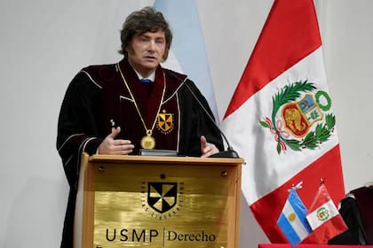 Javier Milei se refirió a su hermana durante su discurso en la Universidad de San Martín de Porres de Perú, tras ser nombrado Doctor Honoris Causa