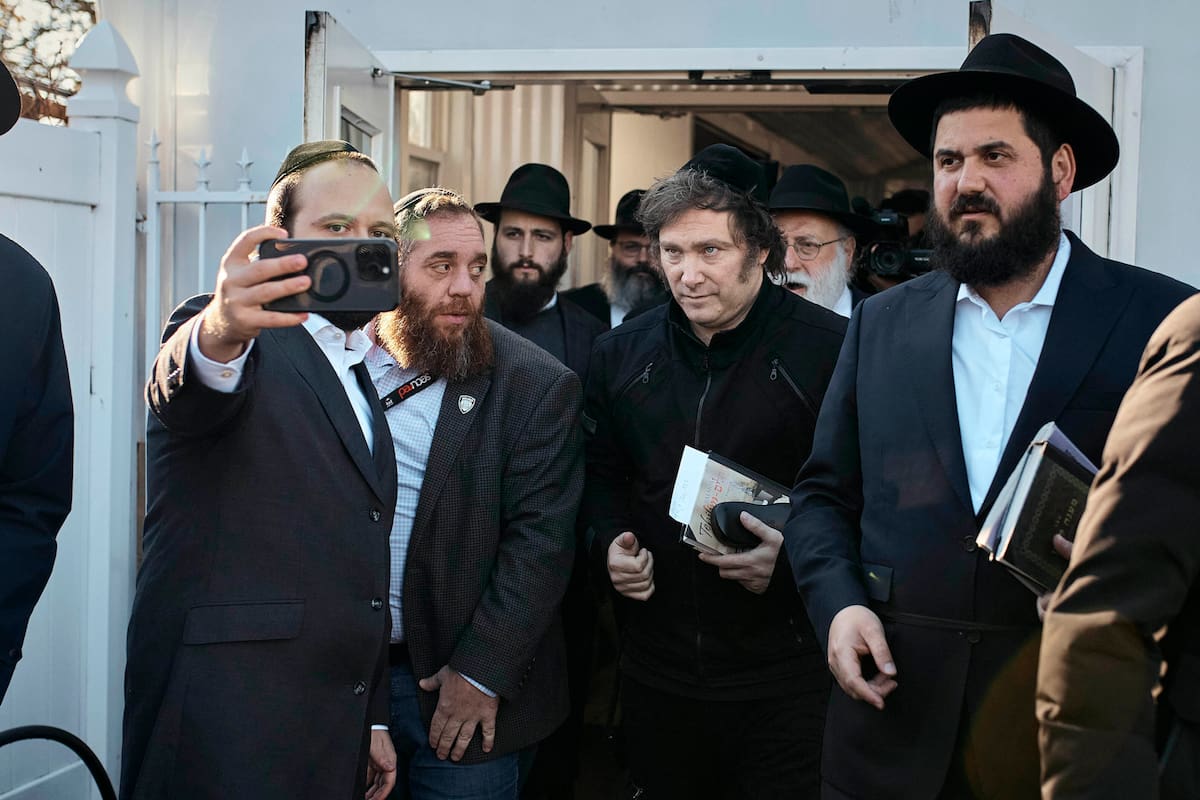 Javier Milei visitó la tumba del rabino Menachem Mendl Schneerson, conocido como el rebe de Lubavitch