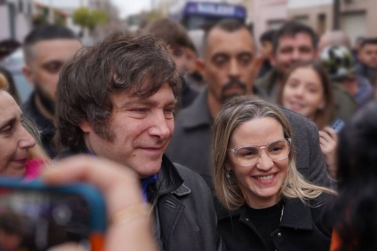 Javier Milei y Carolina Píparo