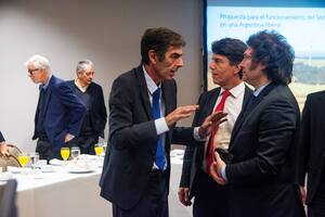 Javier Milei y Eduardo Rodríguez Chirillo, secretario de energía (foto de archivo)