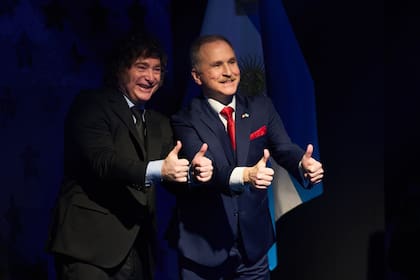 Javier Milei y el embajador Peter Lamelas