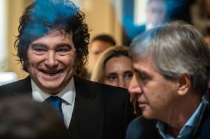 Dos motores del modelo libertario empiezan a arrancar, pero en el mercado aún apuestan por la cautela