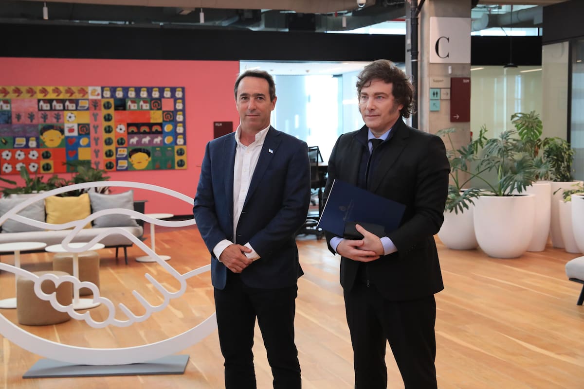 Javier Milei y Marcos Galperin en las oficinas de Mercado Libre