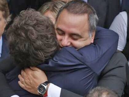Javier Milei y su saliente jefe de Gabinete, Manuel Adorni