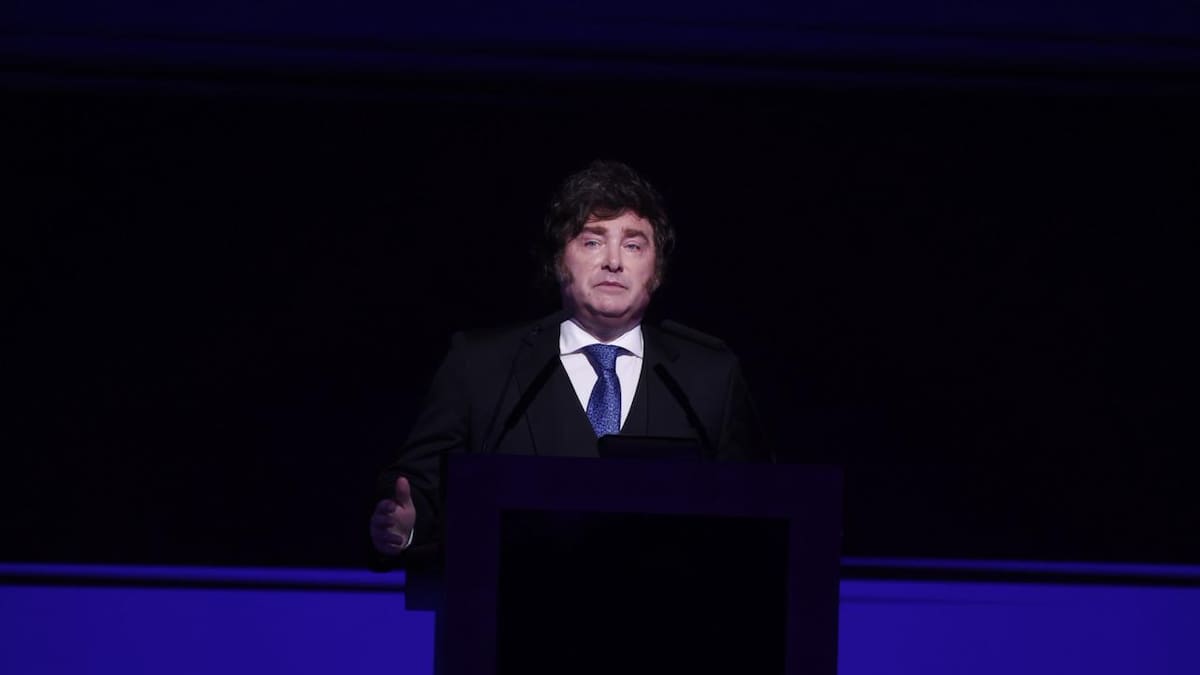 Javier Milei e suas medidas, ao vivo: Mudanças na economia e tensões sobre o financiamento universitário