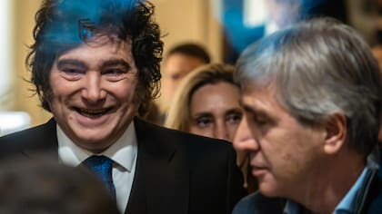 Javier Milei y sus medidas, EN VIVO: el Presidente negó la salida de Caputo y se mostró confiado en que será reelecto