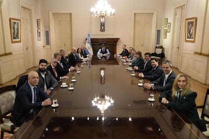 Javier Milei y sus ministros, en la última reunión de Gabinete el 9 de julio en la Casa Rosada