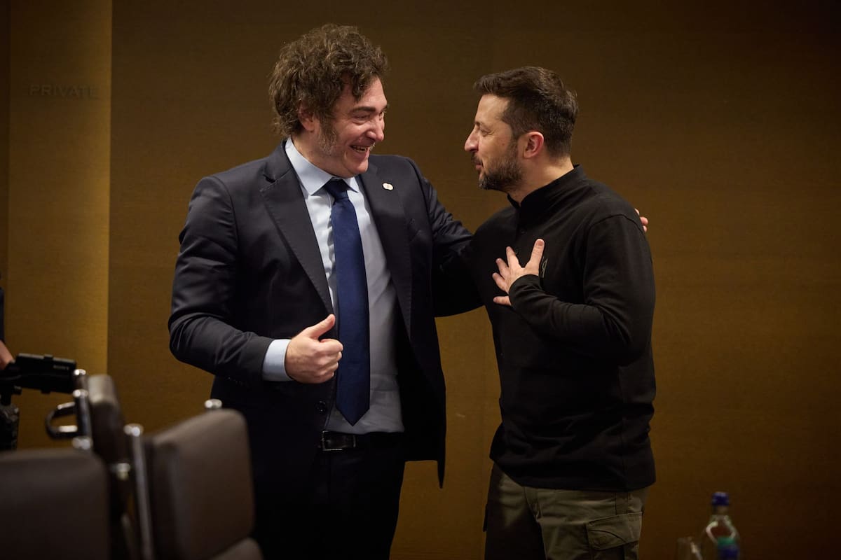 Javier Milei y Volodimir Zelensky, antes del giro de la Argentina en su postura ante la ONU por la invasión rusa en Ucrania