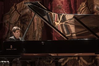 Javier Perianes hizo alarde de su jerarquía musical excepcional