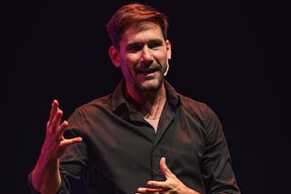 Cómo y cuándo son los shows en la Argentina del físico que convierte el desamor en ciencia