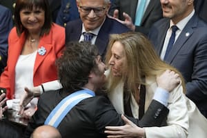 Javier y Karina Milei, en el Congreso