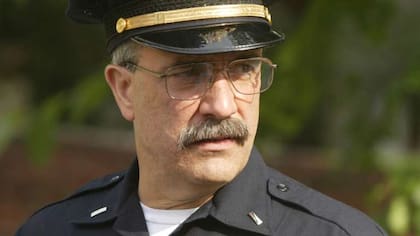 Jay Landsman trabajó con Burns en la división de homicidios y narcóticos