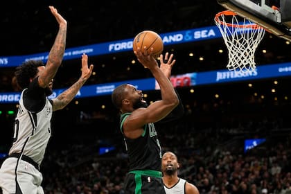 Jaylen Brown recibe la sanción que ya esperaba tras criticar a los árbitros en duelo ante Spurs