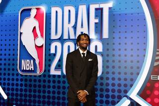 Jazz de Utah elige al escolta Darryn Peterson con el segundo turno del draft de la NBA