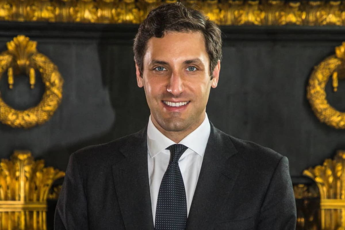 Jean-Christophe Napoleón es descendiente directo de Napoleón Bonaparte y pide por el restablecimiento de la monarquía en Francia