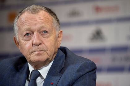 Jean-Michel Aulas, presidente del Olympique de Lyon, consideró plausible y real la opción de jugar la vuelta de los octavos de final de la Champions League contra la Juventus en campo neutral.