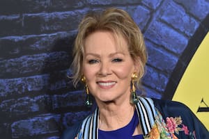 Jean Smart, la intérprete que vive un renacimiento de su carrera gracias a roles en ciclos televisivos como Mare of Easttown y Hacks, tuvo su primer protagónico en los años 80, como parte del elenco de la sitcom Designing Women