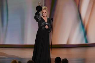 Jean Smart hace historia en los Emmy con su quinta victoria seguida por "Hacks"