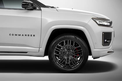 Jeep Commander 2026: el SUV presenta retoques estéticos y agregados en equipamiento