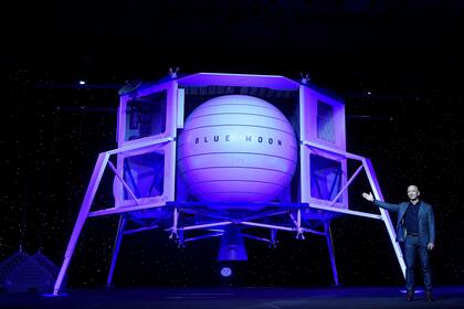Jeff Bezos presenta el vehículo de exploración lunar