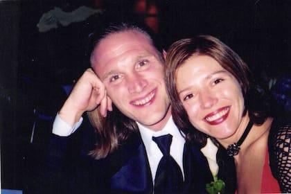 Jeff y Verónica tiempo atrás, en sus primeros años de novios.