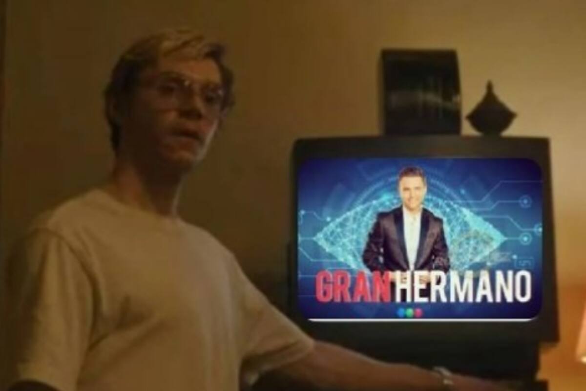 Jeffrey Dahmer (interpretado por Evan Peters) en uno de los tantos memes de la primera emisión de Gran Hermano (Telefe)
