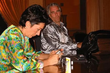 Jeffrey Epstein y Ghislaine Maxwell