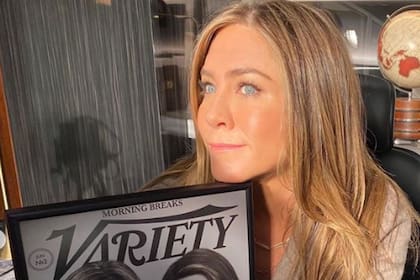 Jennifer Aniston asistió a un local para presenciar el lanzamiento de sus nuevos productos para el cuidado del cabello