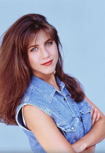 Jennifer Aniston en The Edge, la tira en la que itnerpretó varios papeles