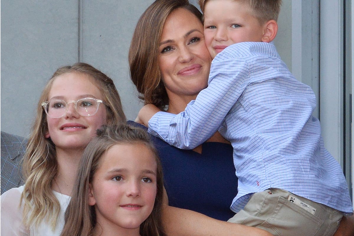 Jennifer Garner con sus tres hijos: Violet, Seraphina y Samuel