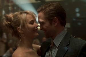 Jennifer Lawrence hizo una importante revelación sobre su experiencia con Robert Pattinson en el rodaje de Matate, amor (Foto: IMDb)