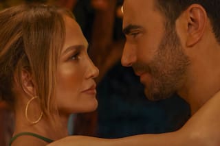 La divertida comedia romántica en Netflix que despega por la química entre sus protagonistas