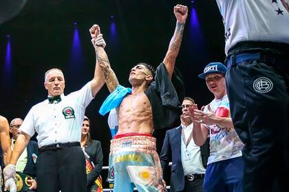 El bonaerense Ponce tiene una trayectoria invicta de 27 peleas ganadas y 17 KO.