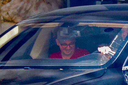 Jeremy Renner fue fotografiado por primera vez tras el accidente