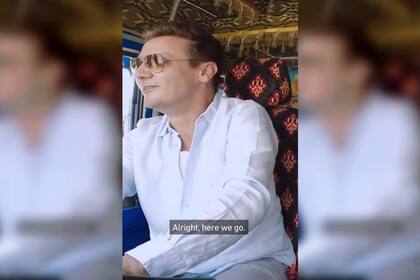 Jeremy Renner posteó el anticipo de una serie que refleja su pasión por los vehículos