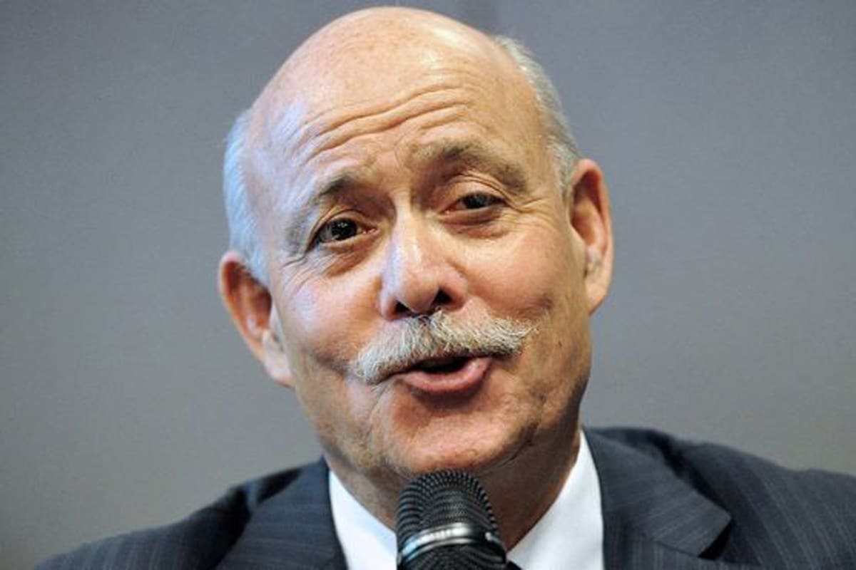 Jeremy Rifkin es asesor de gobiernos y corporaciones en todo el mundo.