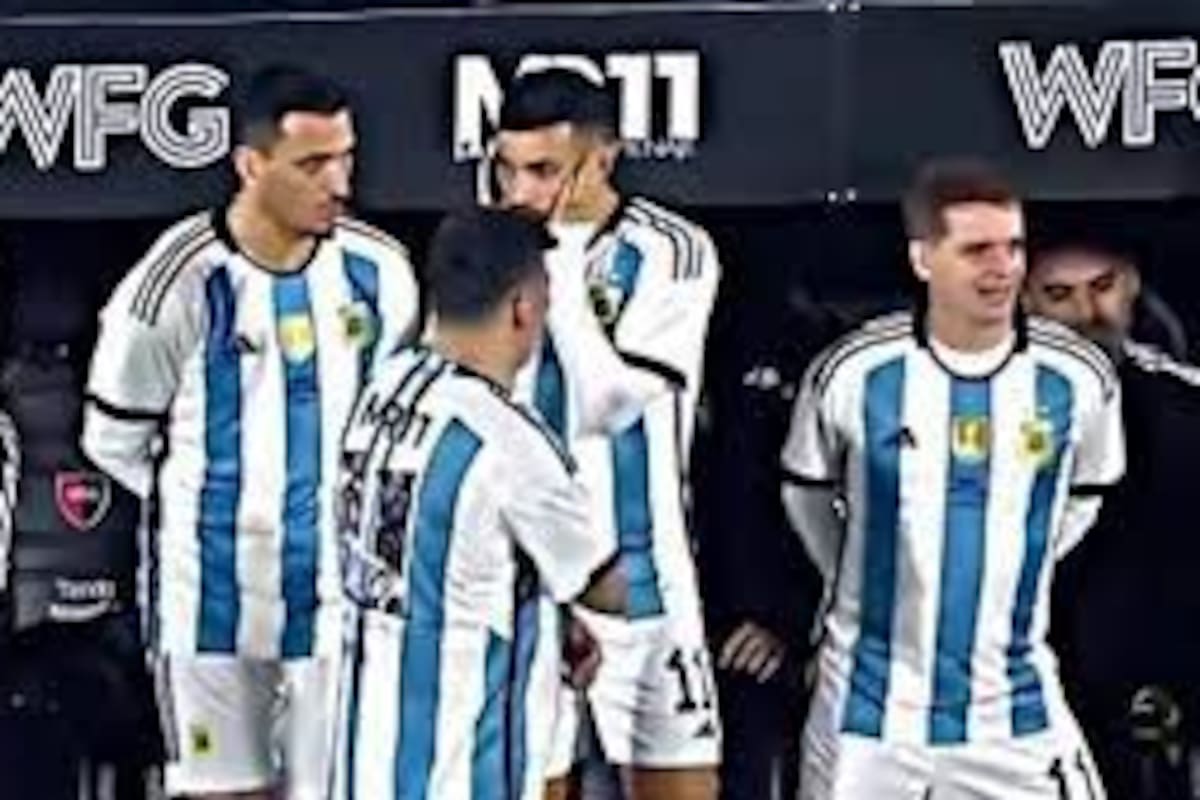 Jero Freixas, con la camiseta de la selección, antes de entrar a jugar