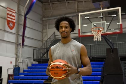 Jerome Meyinsse, pivote de San Lorenzo, instagramer y aspirante a Bailando por un sueño