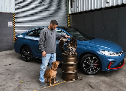 Jerónimo afirmó haber hecho de todo en su vida, más allá de la venta de autos